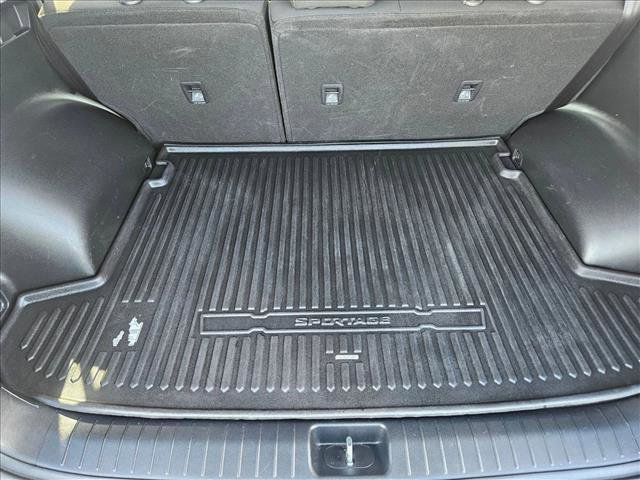 Used 2018 Kia Sportage LX image 6