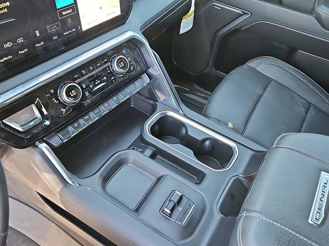Used 2025 GMC Sierra 2500 Denali w/ Denali Reserve Package image 20