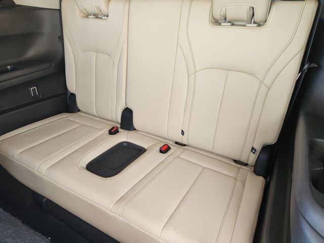 Used 2023 INFINITI QX60 Luxe w/ Vision Package FWD image 22