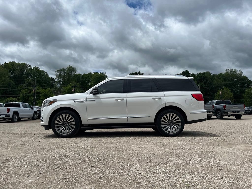 Used 2020 Lincoln Navigator Reserve w/ Luxury Package AWD/4WD image 16