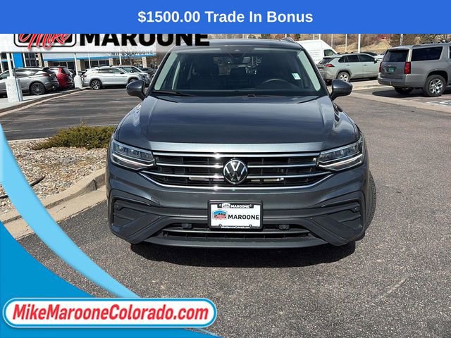 Certified 2024 Volkswagen Tiguan SE image 2