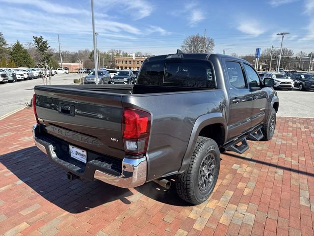 Used 2018 Toyota Tacoma SR5 image 36