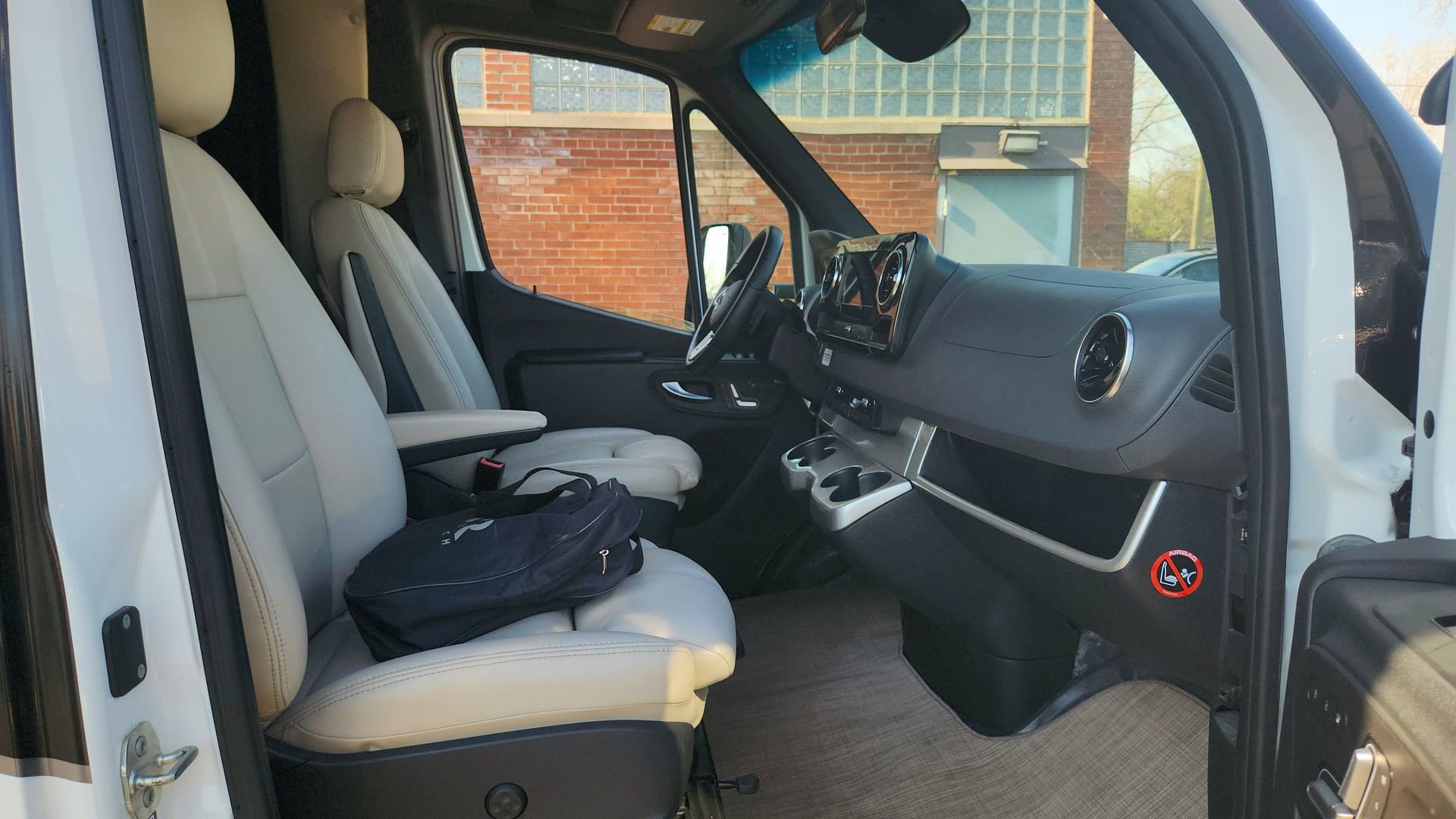 Used 2019 Mercedes-Benz Sprinter 170 image 32