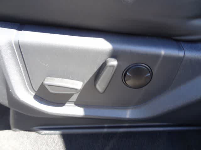 Used 2024 Ford Expedition XLT AWD/4WD image 10