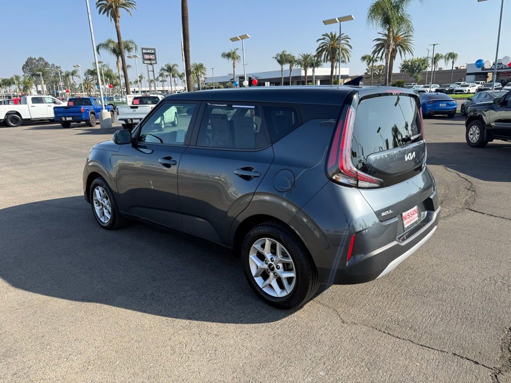 Used 2023 Kia Soul LX w/ Option Group 015 image 4