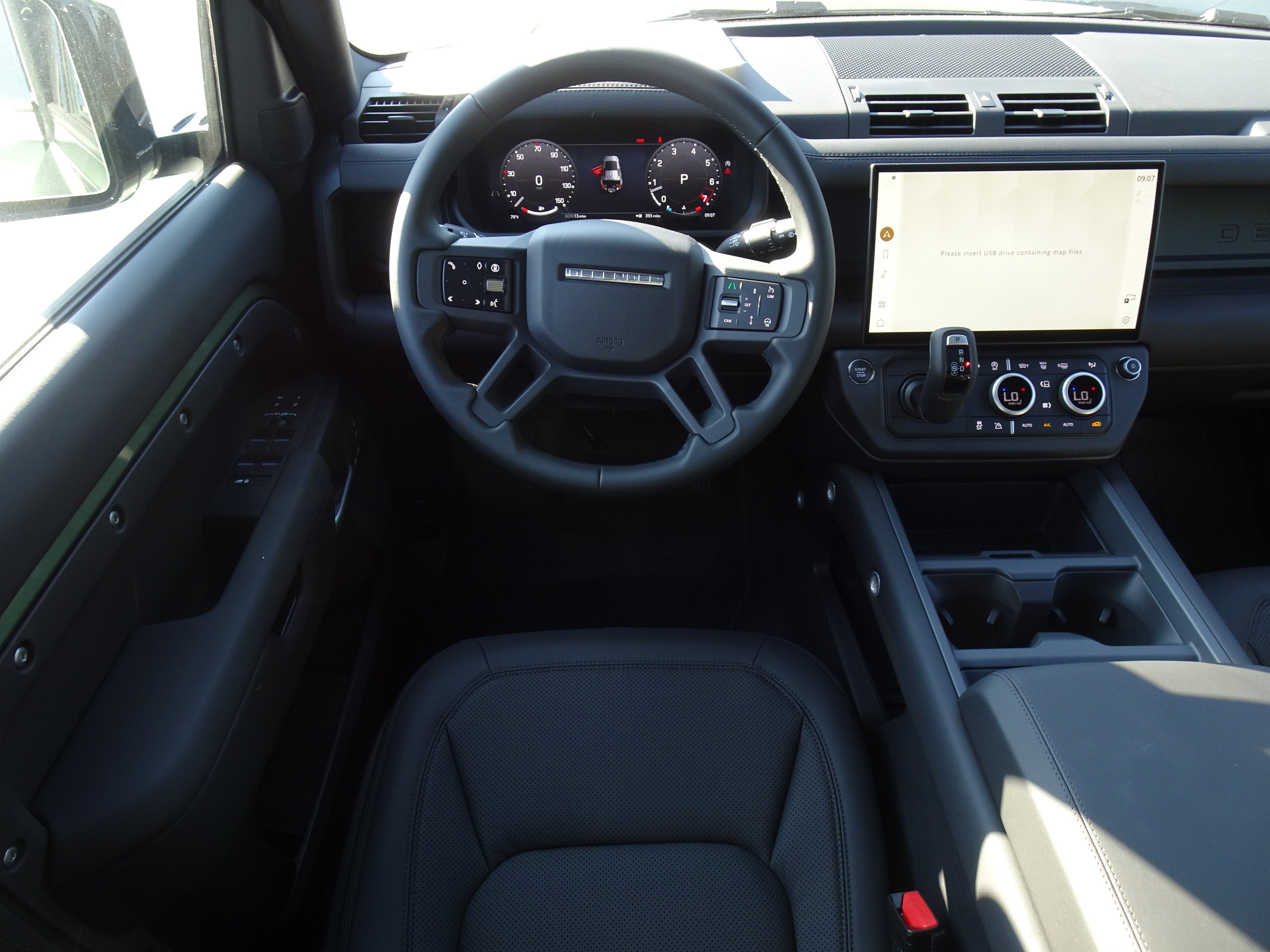 New 2026 Land Rover Defender 110 S AWD/4WD image 22