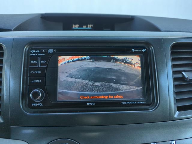 Used 2013 Toyota Sienna XLE w/ Entertainment Pkg image 23