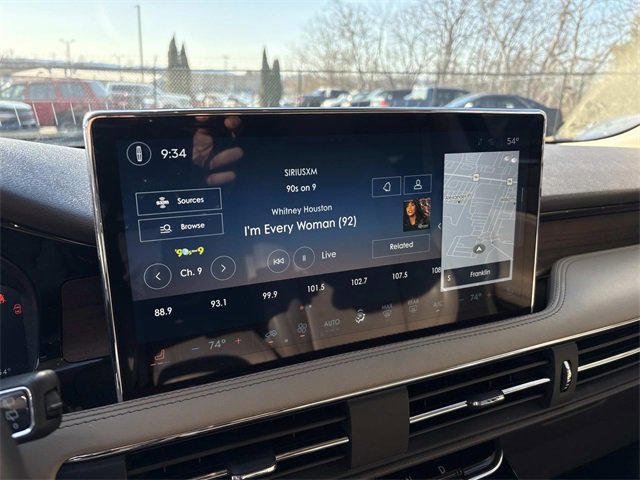 Certified 2023 Lincoln Corsair Reserve image 31