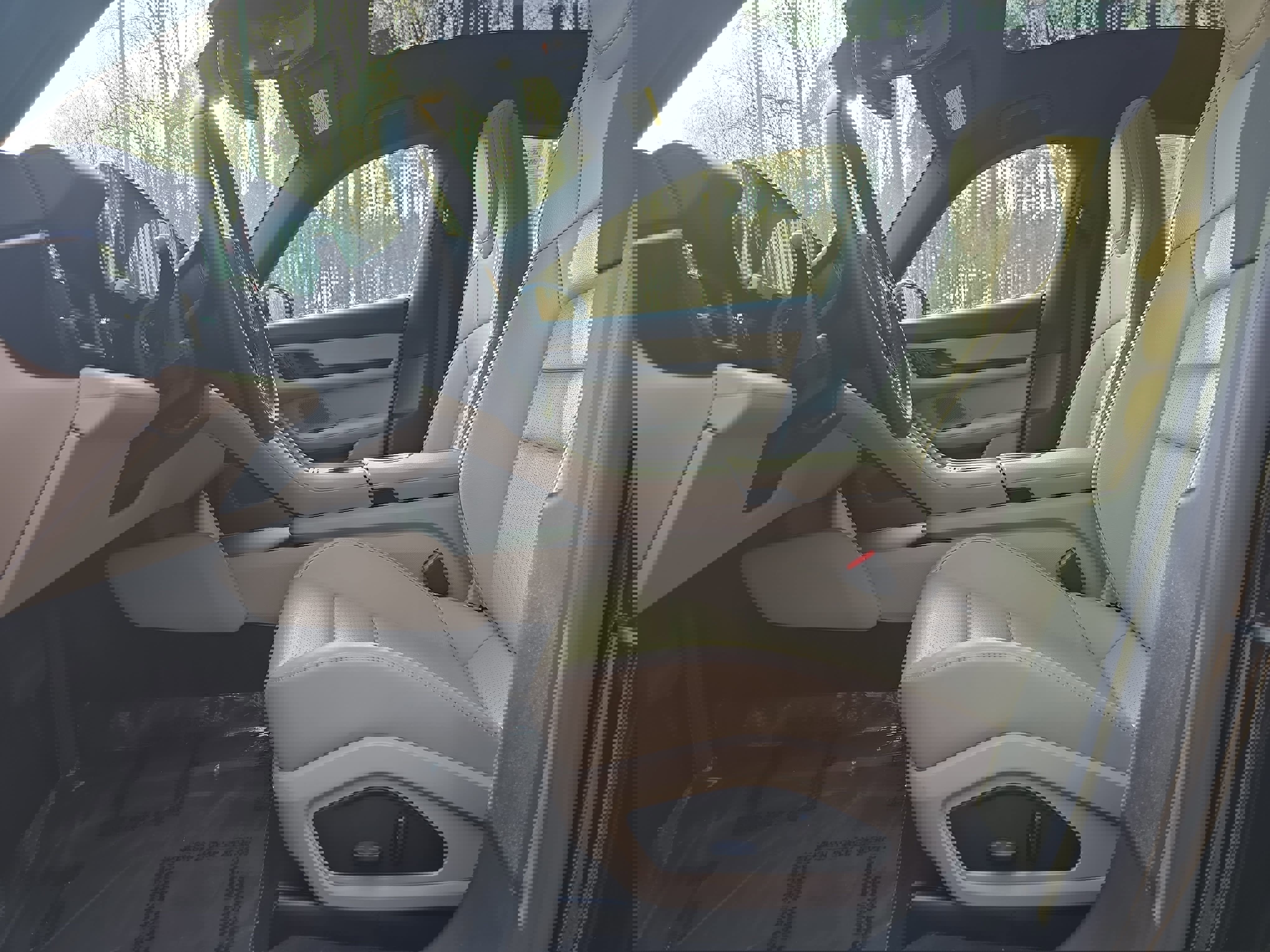 Used 2021 Porsche Taycan image 15