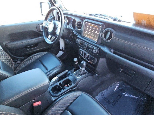 Used 2022 Jeep Wrangler Unlimited Sahara image 14