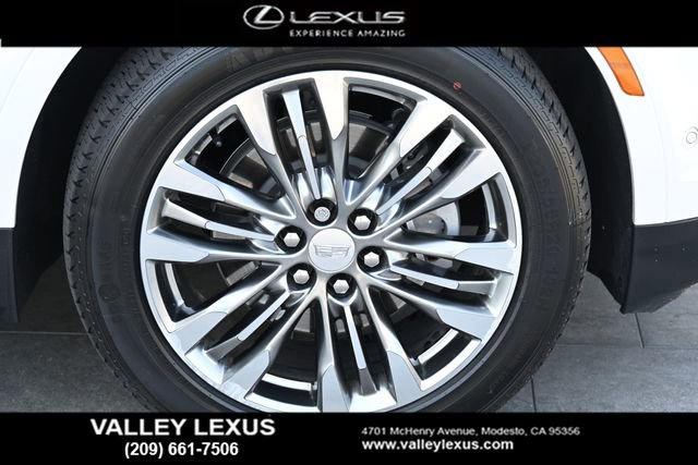 Used 2018 Cadillac XT5 Premium Luxury w/ Driver Assist Package image 7