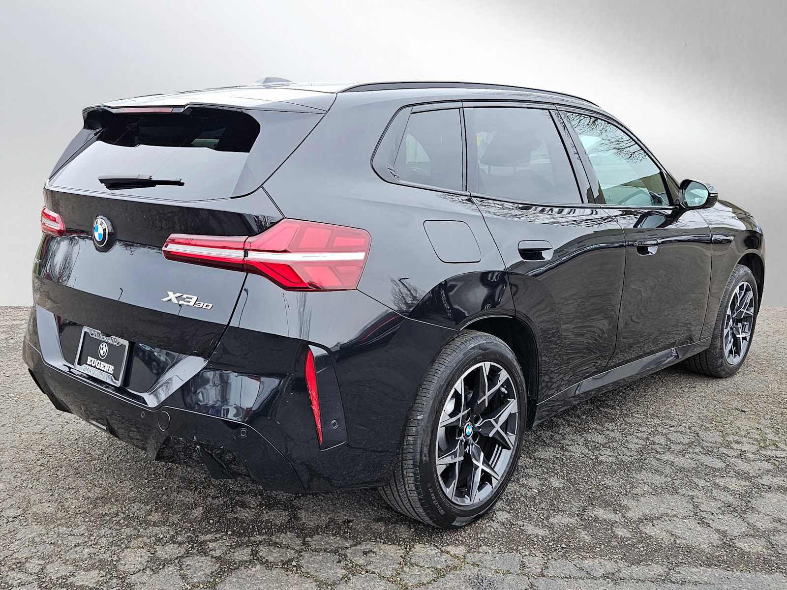 Used 2025 BMW X3 xDrive30i image 3