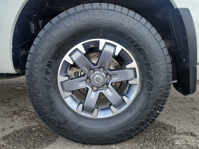 Used 2014 Nissan Frontier PRO-4X image 23