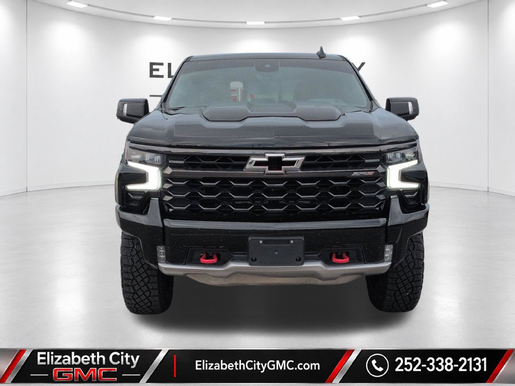 Used 2024 Chevrolet Silverado 1500 ZR2 w/ Technology Package AWD/4WD image 4