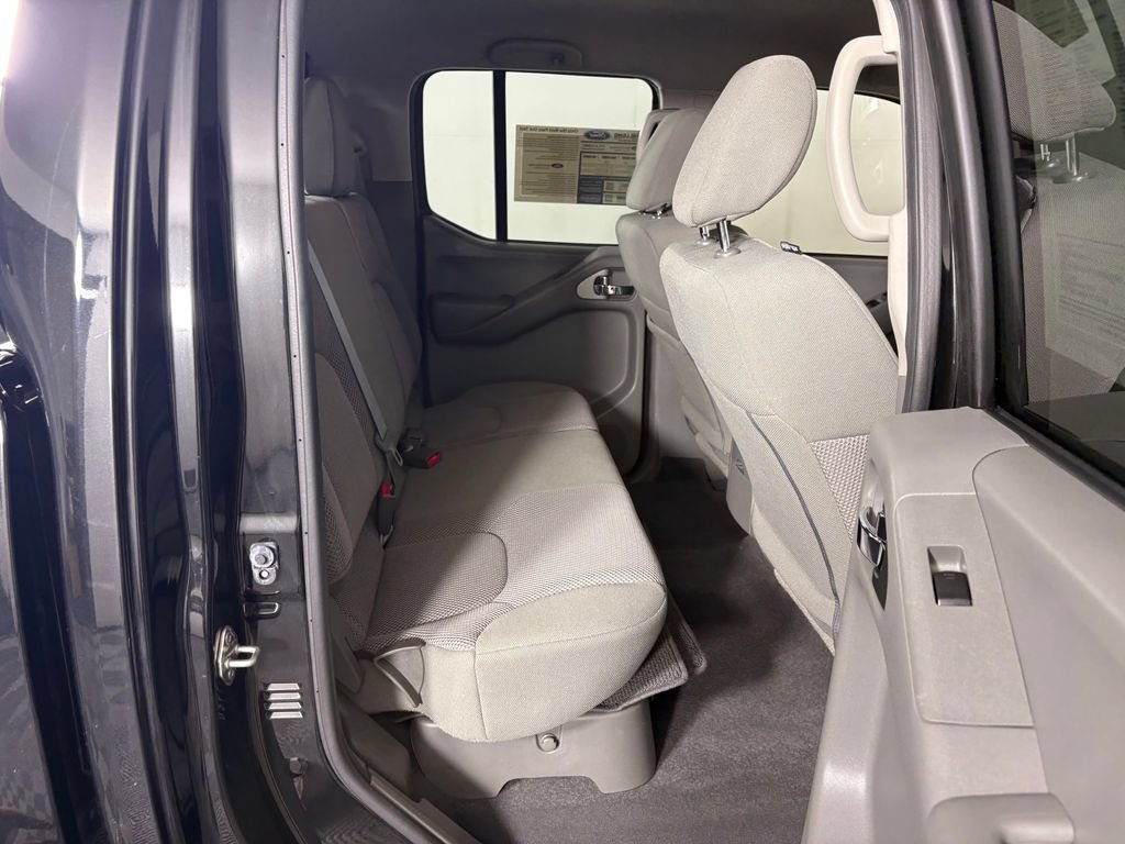 Used 2019 Nissan Frontier SV RWD image 29