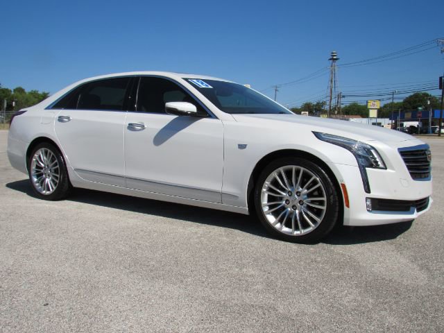 Used 2018 Cadillac CT6 Premium Luxury w/ Super Cruise Package AWD/4WD image 3