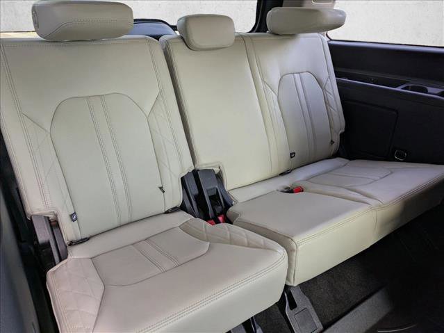 Used 2020 Ford Expedition Platinum image 19