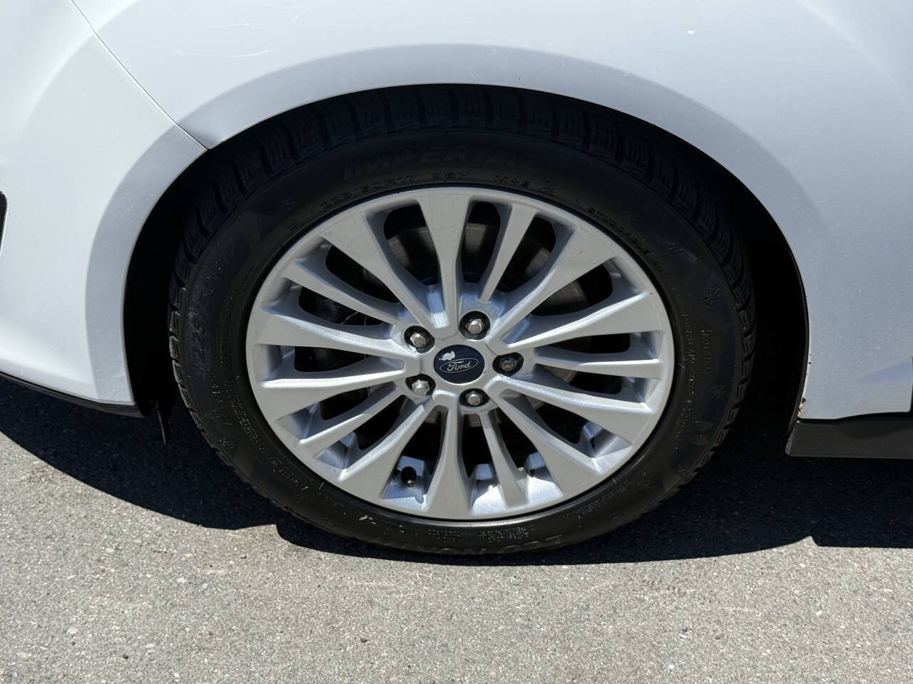 Used 2017 Ford C-MAX Energi SE w/ Interior Protection Package FWD image 40