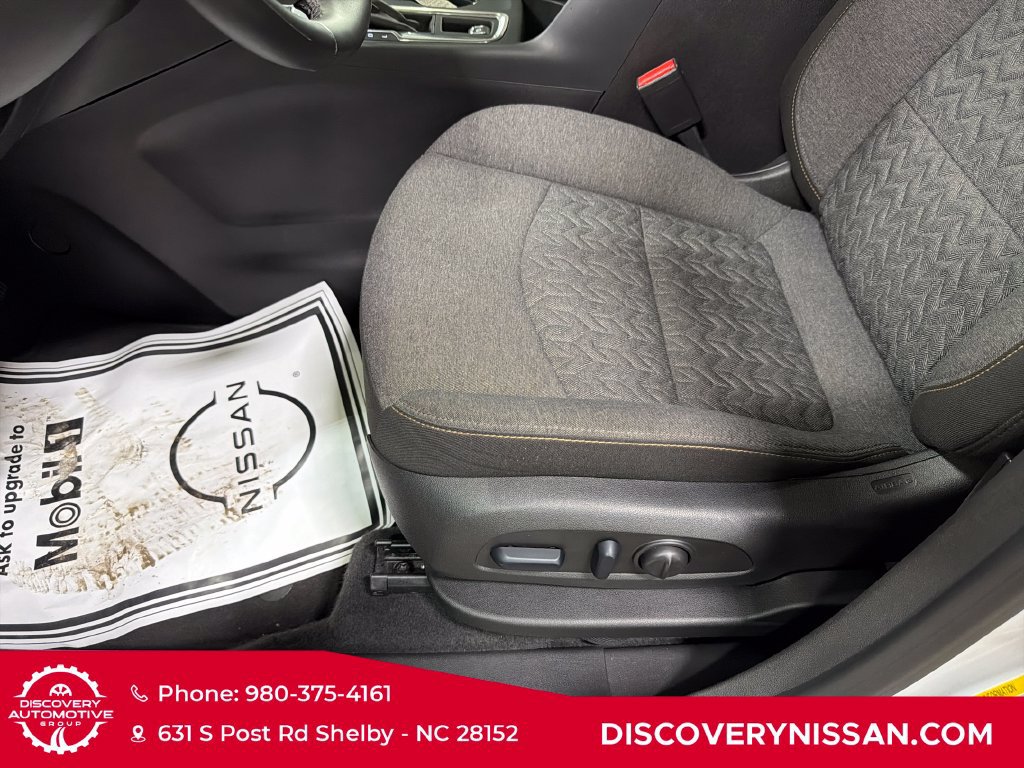 Used 2024 Chevrolet Equinox LT AWD/4WD image 14