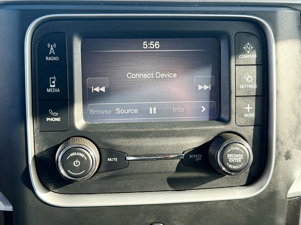 Used 2022 RAM 1500 Classic SLT RWD image 15