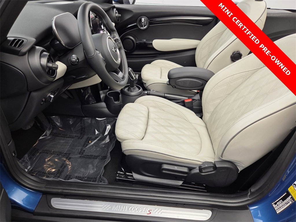 Used 2023 MINI Cooper S w/ Signature Upholstery Package image 10