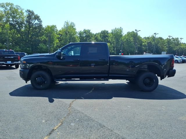 New 2026 RAM 3500 Tradesman AWD/4WD image 4
