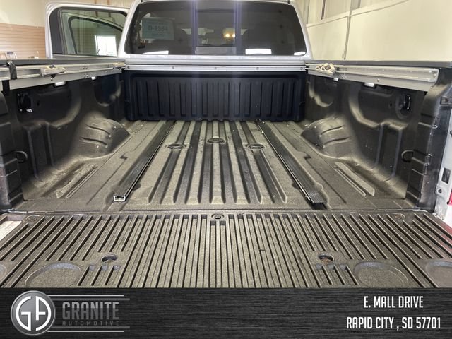 Used 2019 Nissan Titan SV w/ SV Convenience Package AWD/4WD image 20