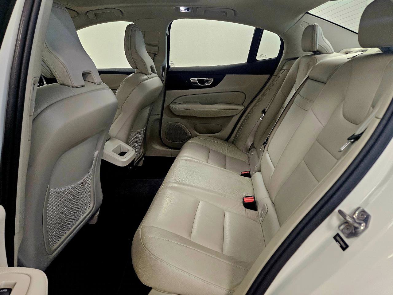 Used 2021 Volvo S60 T5 Momentum w/ Climate Package image 28