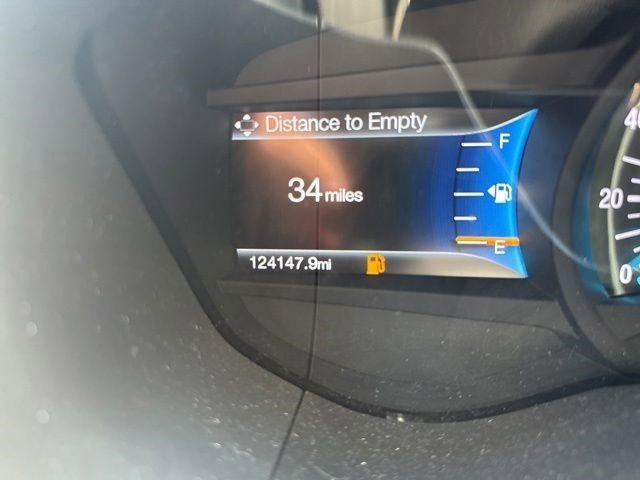 Used 2016 Ford Fusion SE w/ Equipment Group 202A FWD image 11