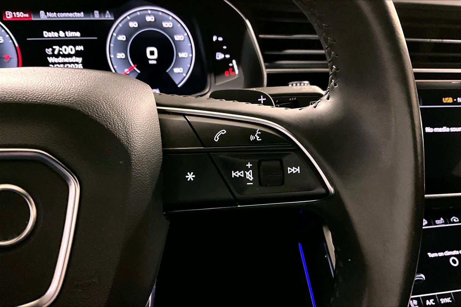 Used 2020 Audi Q8 Prestige w/ Prestige Package image 26