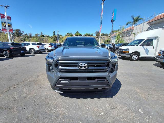 Used 2025 Toyota Tacoma SR image 3