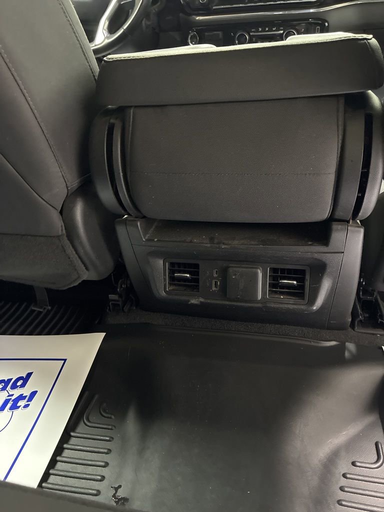 Used 2024 Chevrolet Silverado 2500 LT w/ Convenience Package image 28