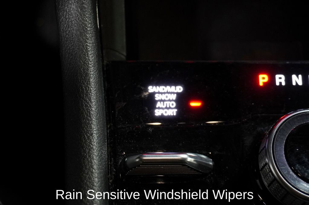 Used 2023 Jeep Grand Cherokee Limited w/ Luxury Tech Group II image 22