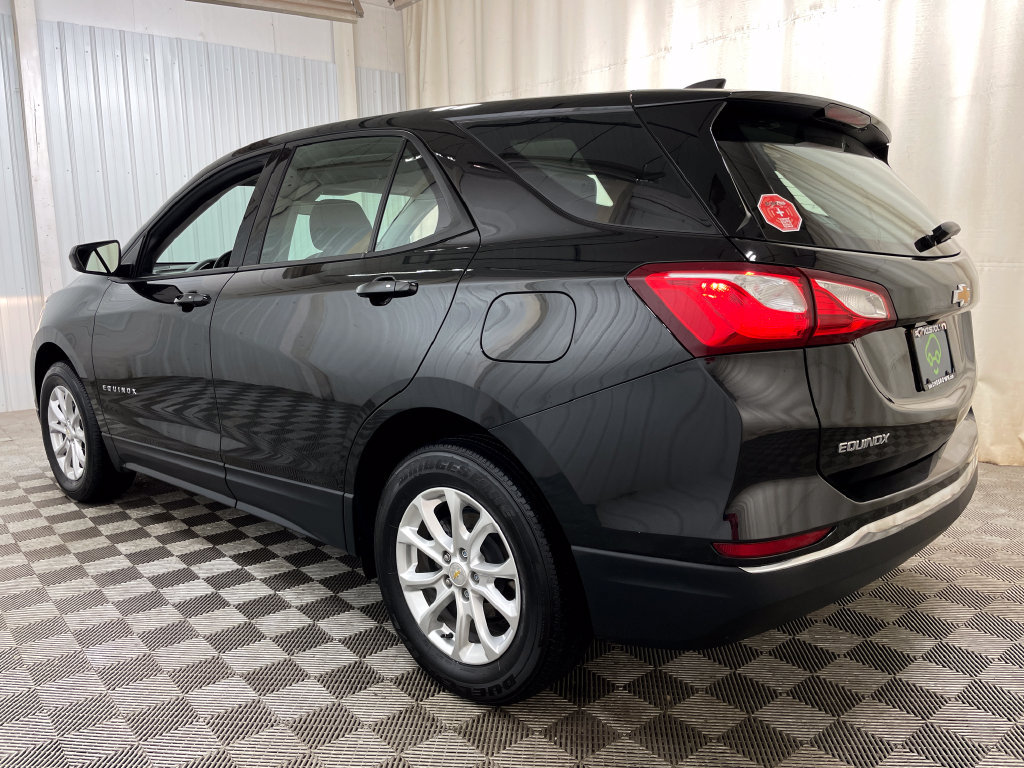 Certified 2018 Chevrolet Equinox LS AWD/4WD image 11