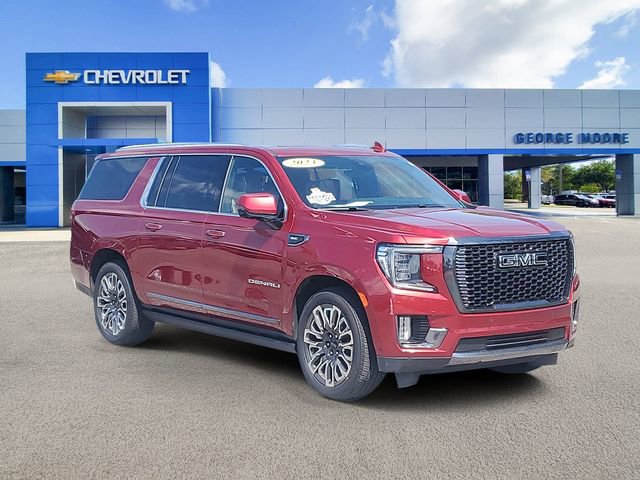 Certified 2023 GMC Yukon XL Denali Ultimate w/ LPO, Floor Liner Package