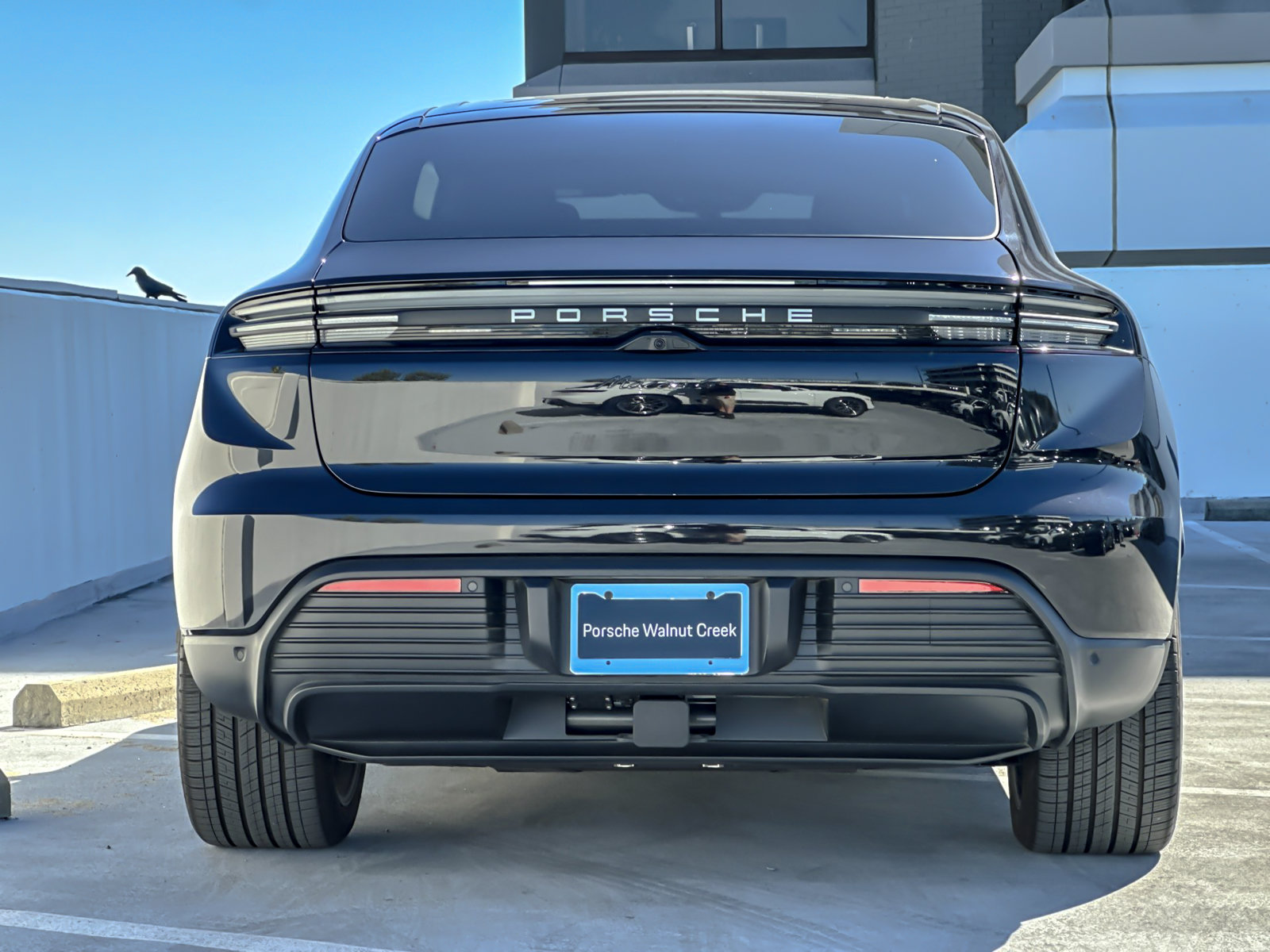 Certified 2026 Porsche Macan 4 Electric AWD/4WD image 8