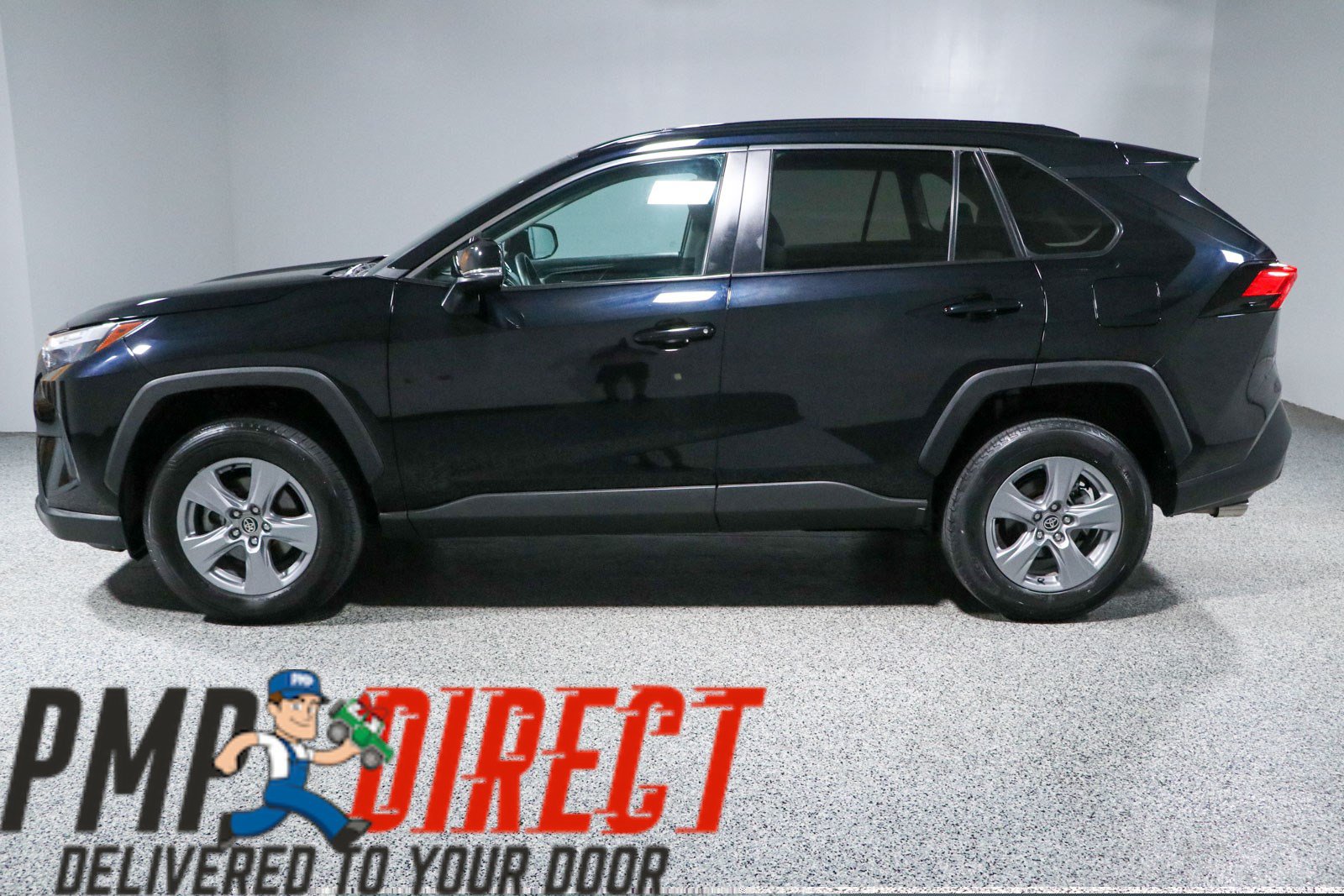 Used 2022 Toyota RAV4 XLE FWD image 10