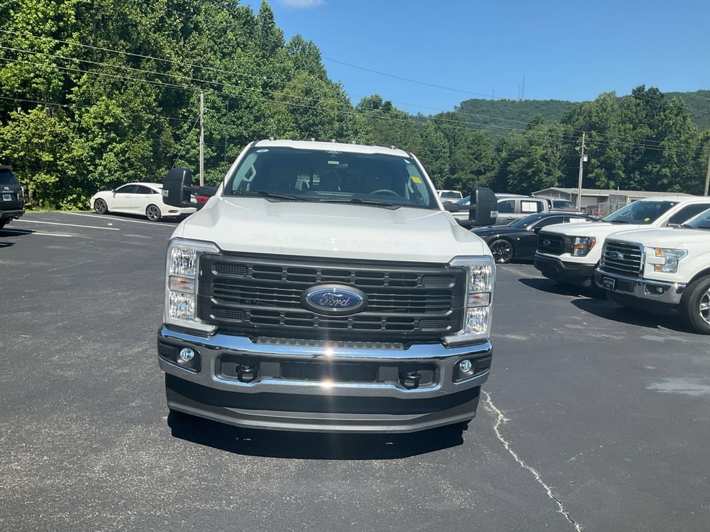 Used 2025 Ford F350 XL w/ XL Driver Assist Package AWD/4WD video 2