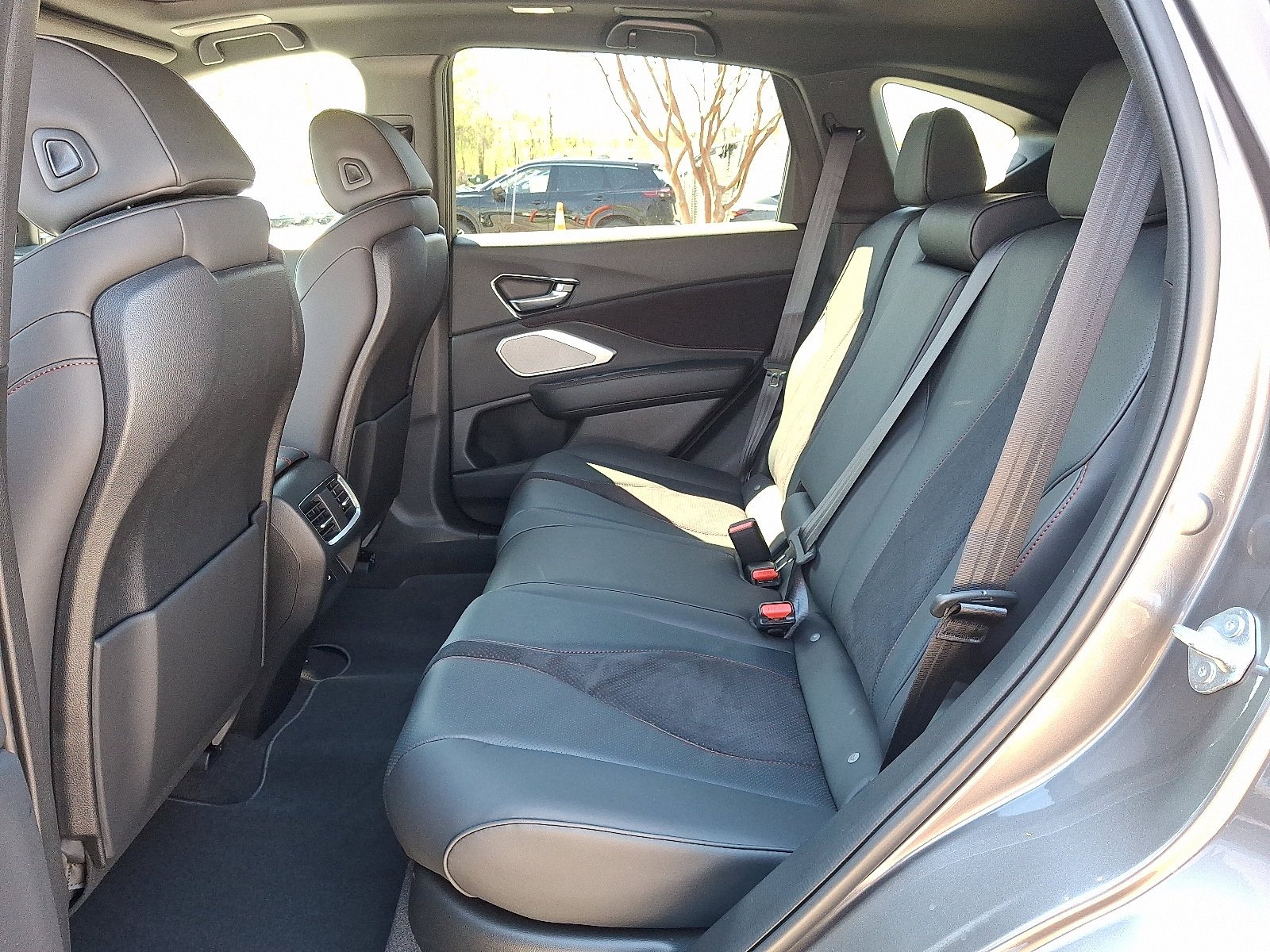 New 2026 Acura RDX w/ Advance Package AWD/4WD image 6