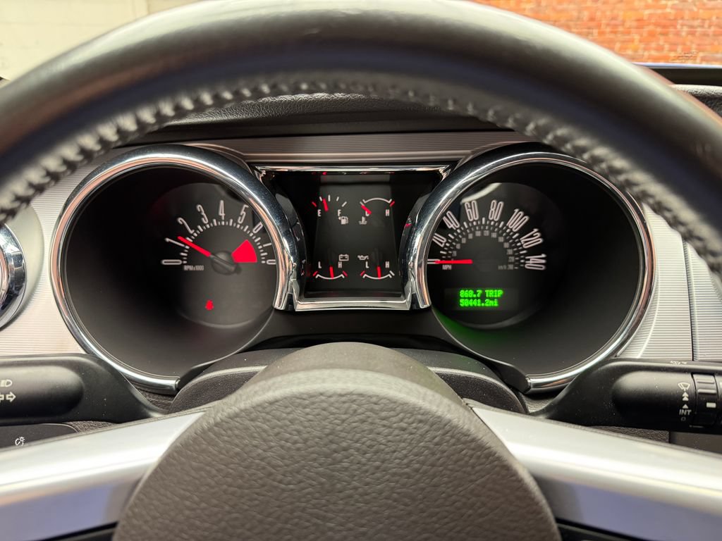 Used 2006 Ford Mustang GT Premium RWD image 17