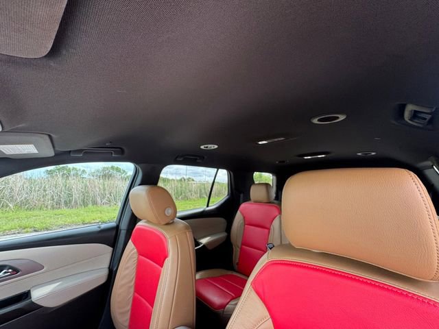 Used 2023 Chevrolet Traverse LT image 27