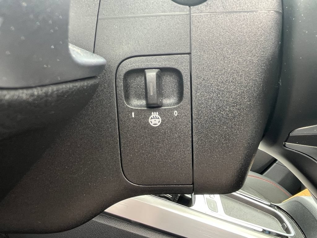 Certified 2024 Mercedes-Benz GLB 250 4MATIC image 26