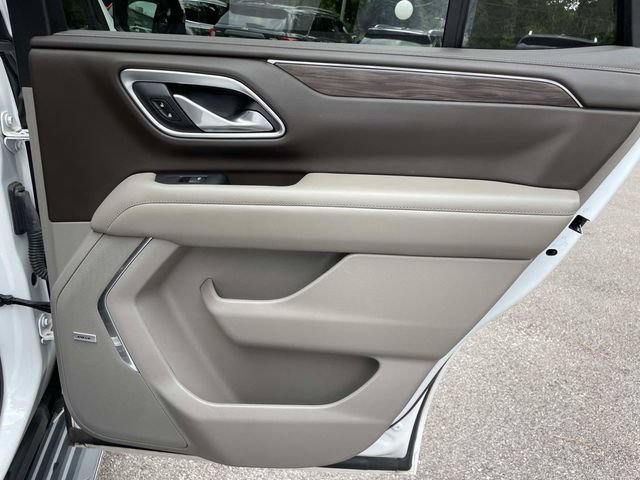 Used 2021 Chevrolet Tahoe LT w/ LT Signature Package RWD image 13