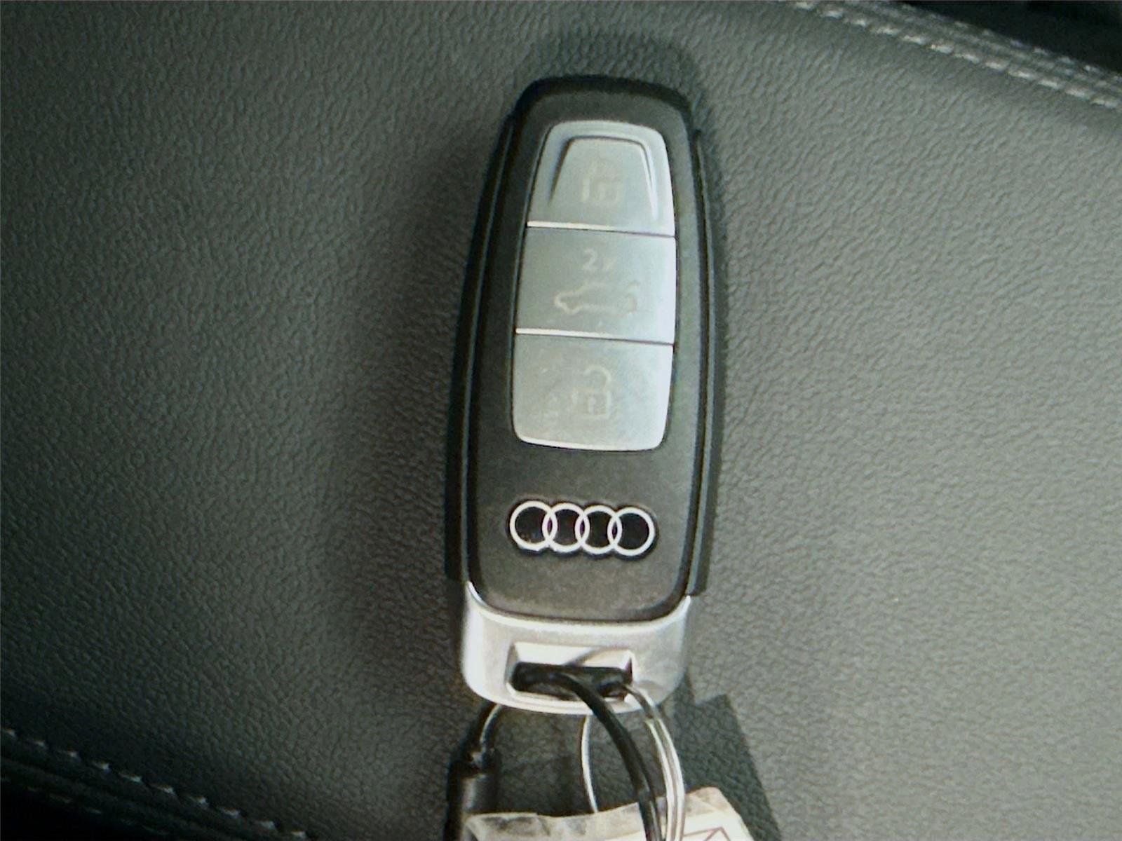 Used 2024 Audi RS 3 image 29