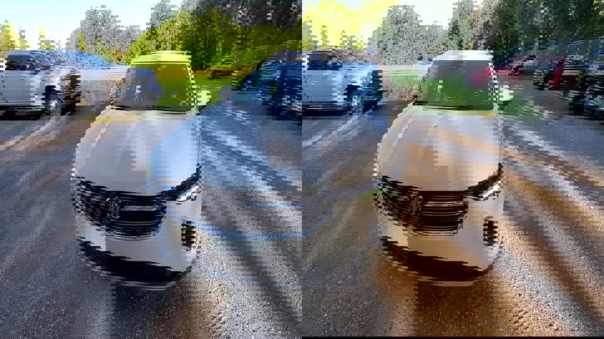 Used 2021 Buick Envision Essence image 35