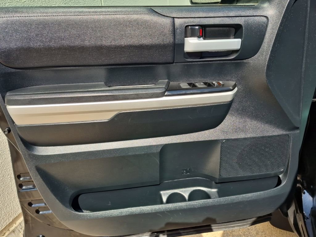 Used 2017 Toyota Tundra SR5 w/ SR5 Upgrade Package image 16