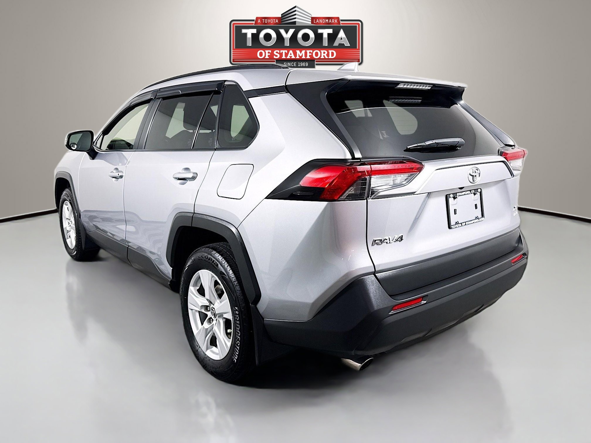Certified 2019 Toyota RAV4 XLE w/ Convenience Package image 5