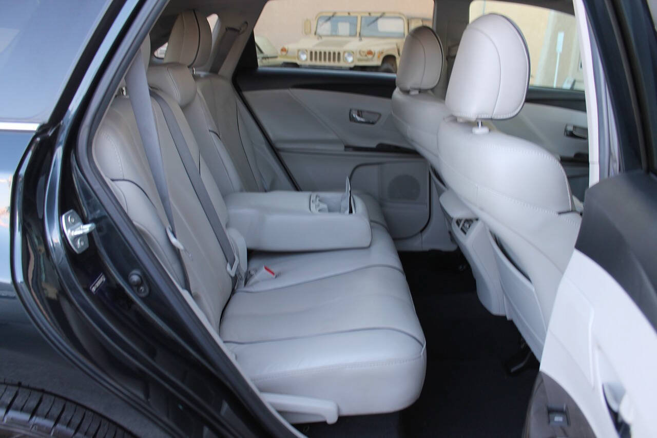 Used 2013 Toyota Venza Limited w/ Tow Prep Pkg AWD/4WD image 31