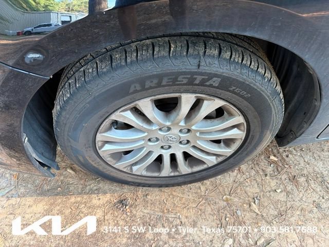 Used 2014 Toyota Sienna XLE FWD image 4