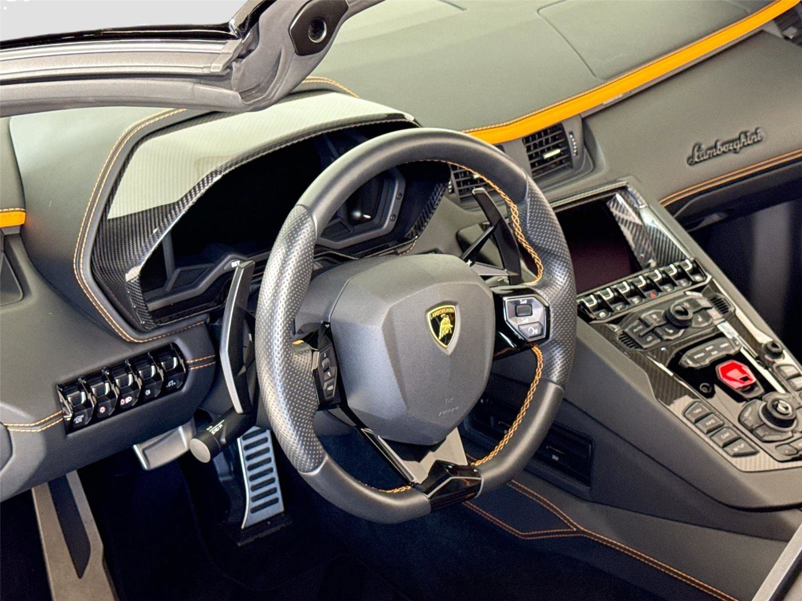 Used 2019 Lamborghini Aventador S AWD/4WD image 15